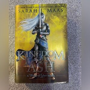 Kingdom of Ash Sarah J Maas Hardback Original Cover